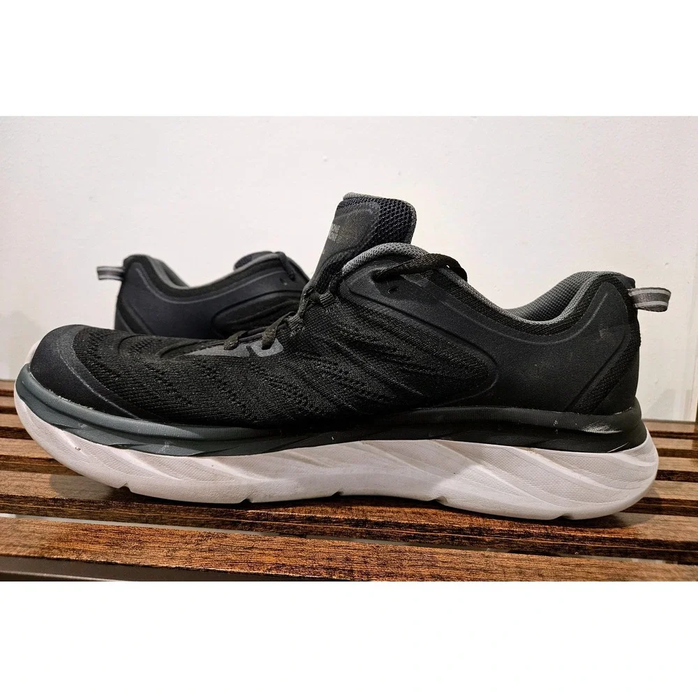 Hoka One One hoka one